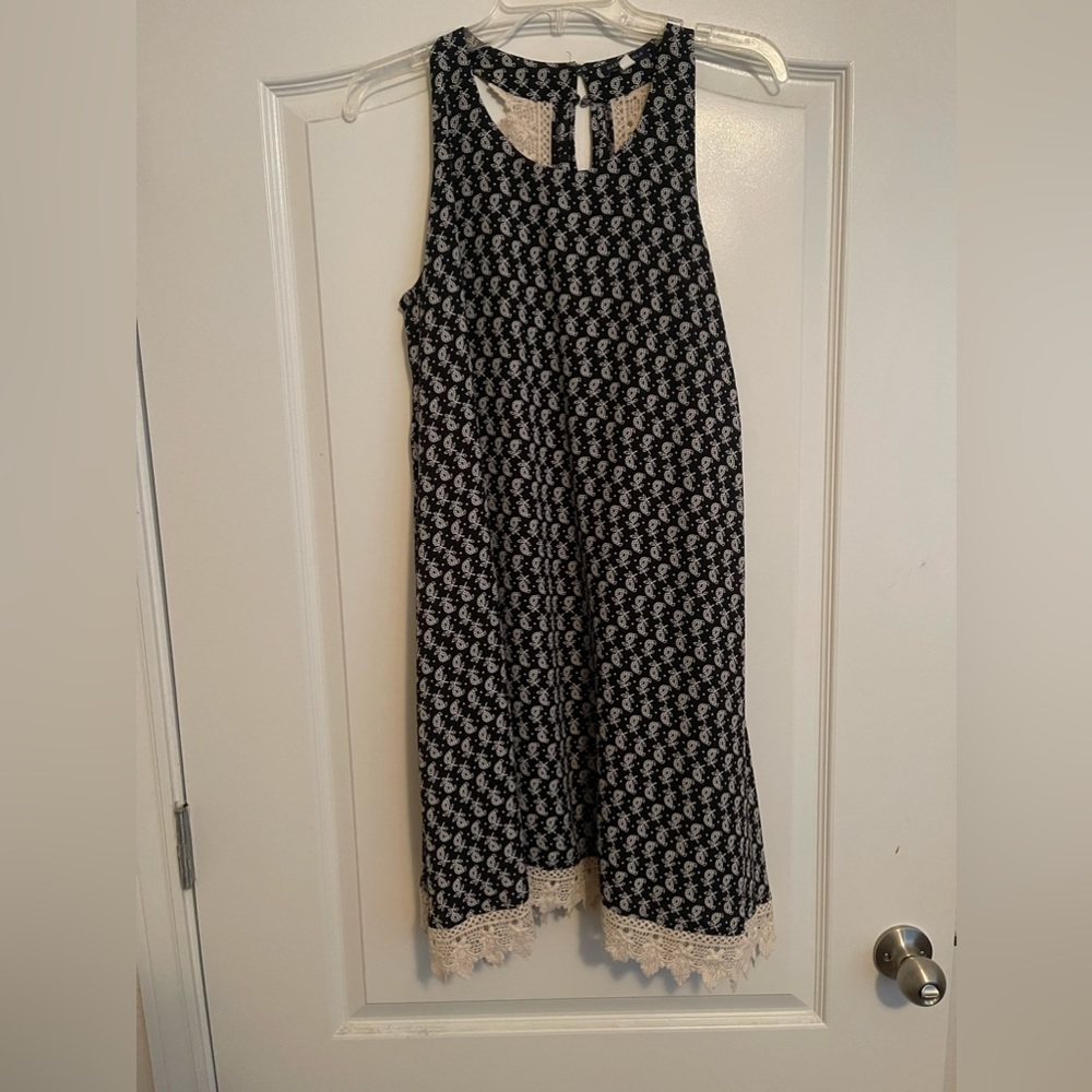 Lace back and pattern dress